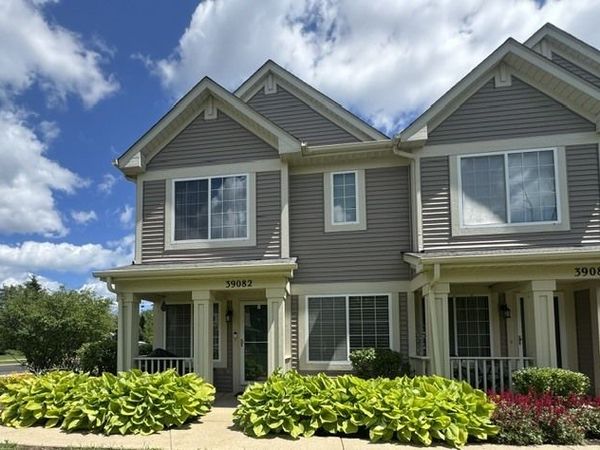 39082 Welsh Lane , Beach Park, IL 60083