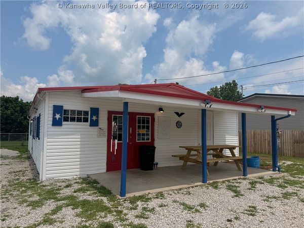 1342 Evansview Road, Evans, WV 25241