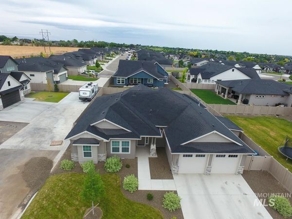 2391 S Kren Ave, Nampa, ID 83686