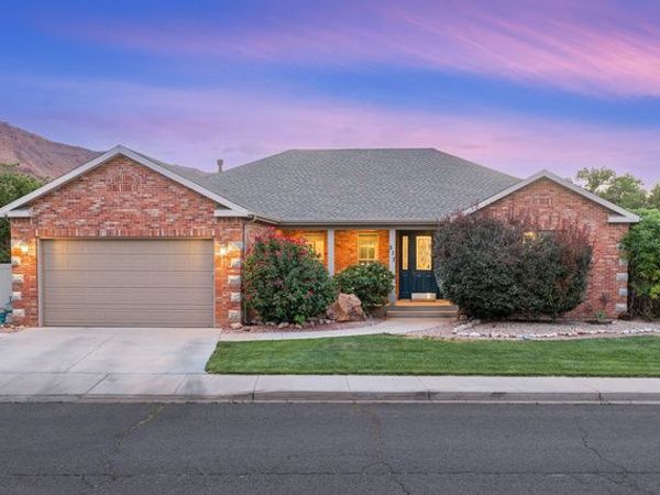 517 KIVA DR, Moab, UT 84532