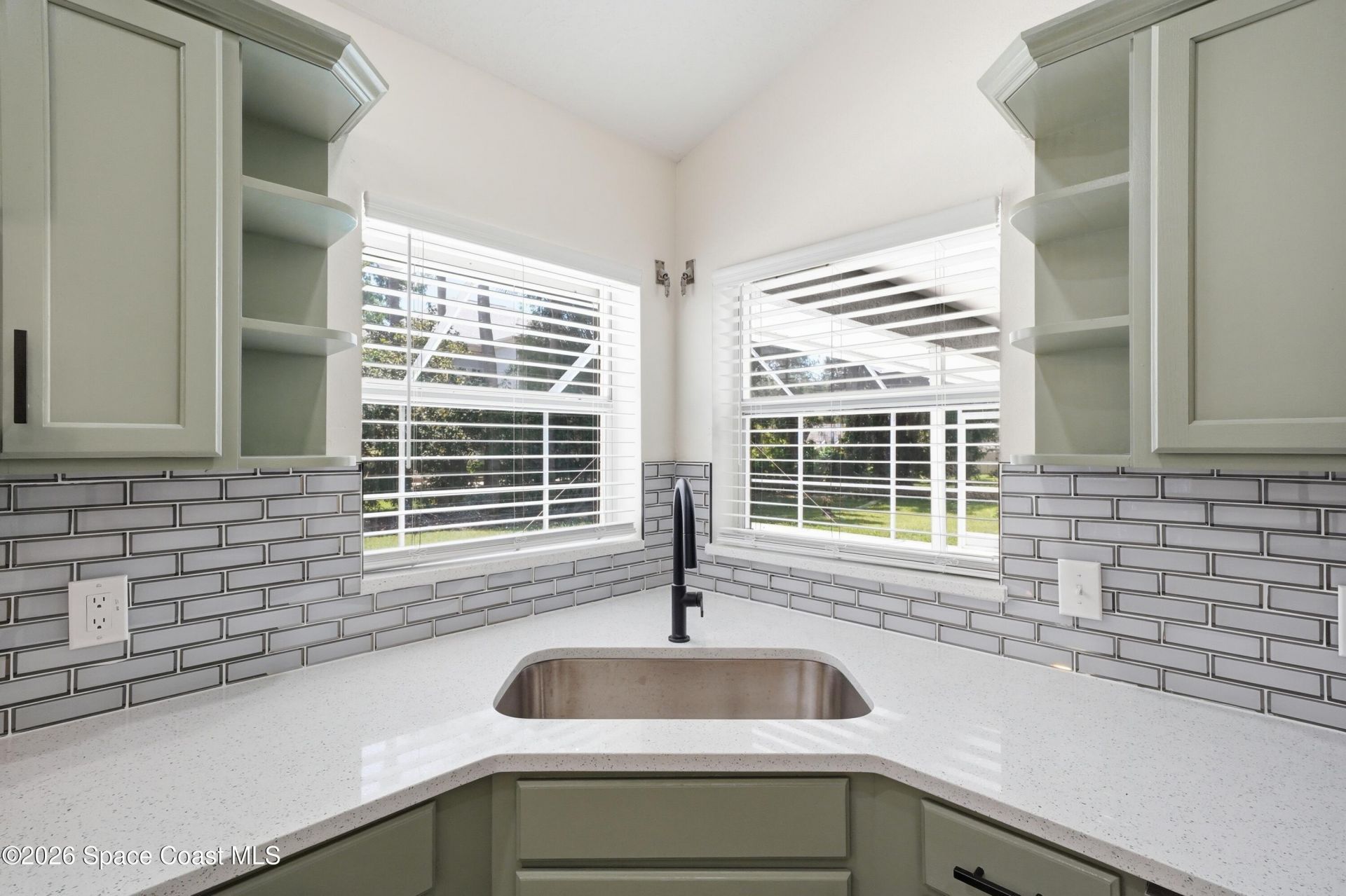 584 Laurel Oak Court Ne, Palm Bay, FL 32907 Photo