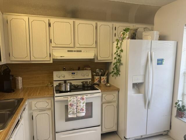 542 Franconia Circle, Lake Worth, FL 33467 Photo