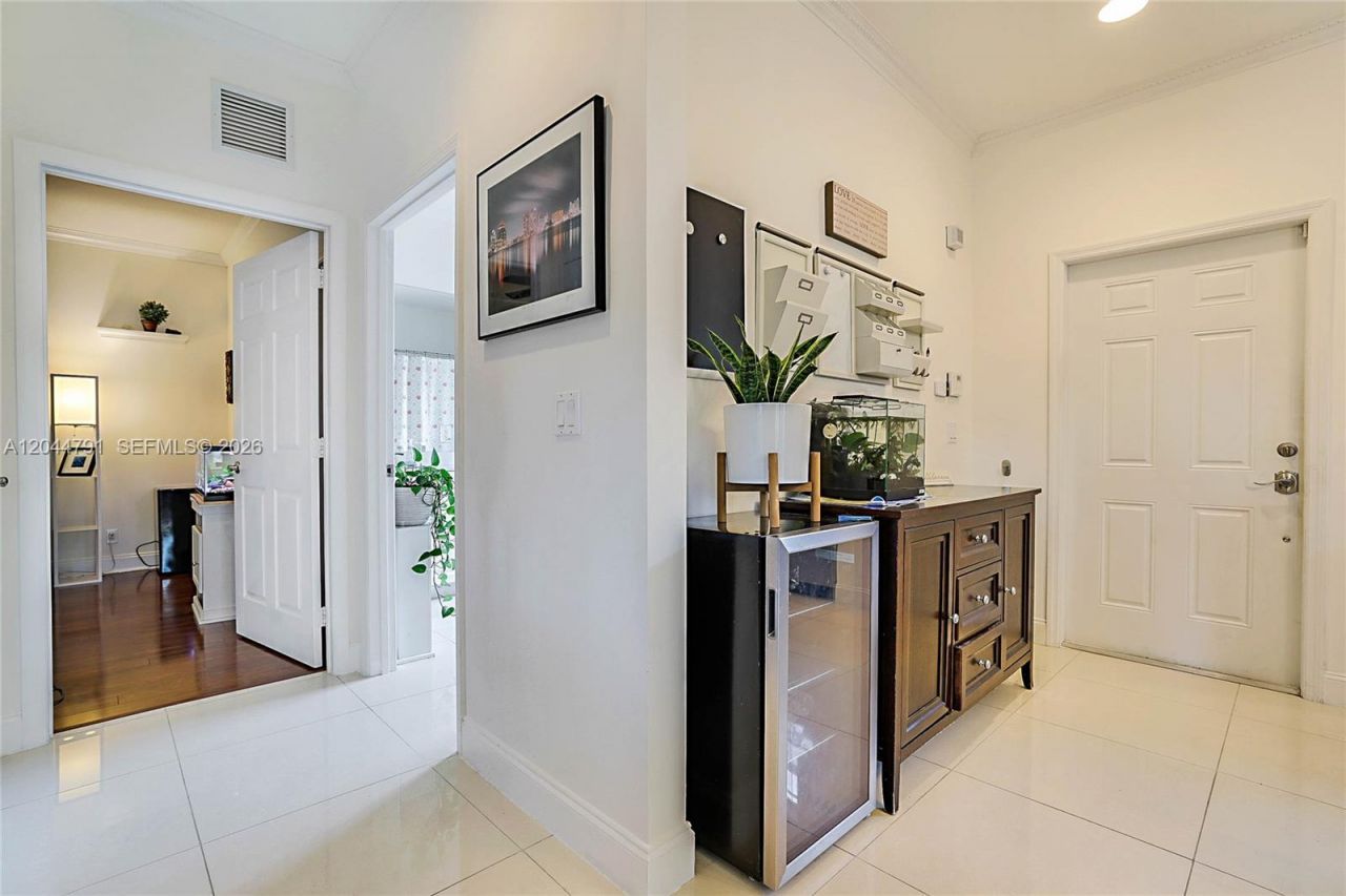 4216 Leo Ln, Unit 4F, Palm Beach Gardens, FL 33410 Photo