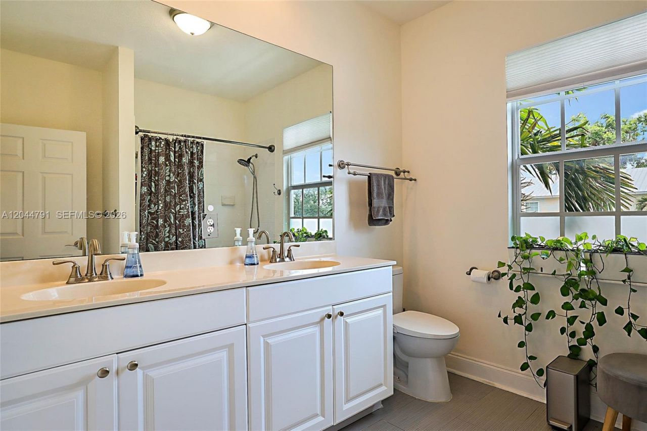 4216 Leo Ln, Unit 4F, Palm Beach Gardens, FL 33410 Photo