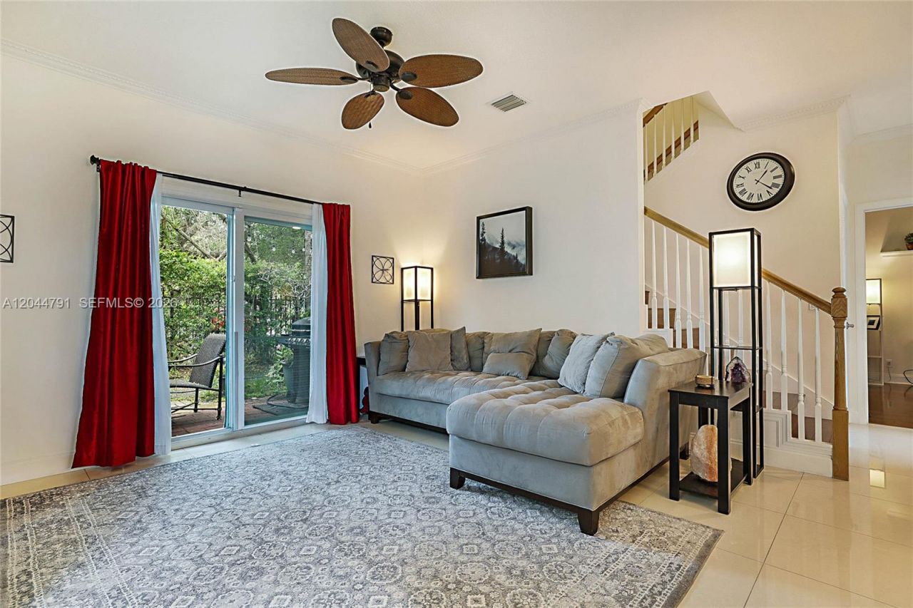 4216 Leo Ln, Unit 4F, Palm Beach Gardens, FL 33410 Photo