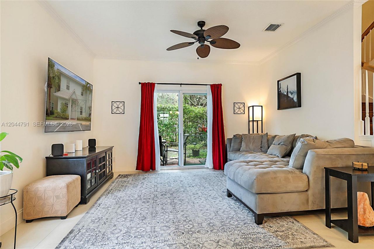 4216 Leo Ln, Unit 4F, Palm Beach Gardens, FL 33410 Photo