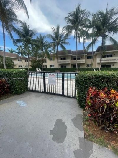 14500 SW 88th Ave , Unit 247, Palmetto Bay, FL 33176 Photo