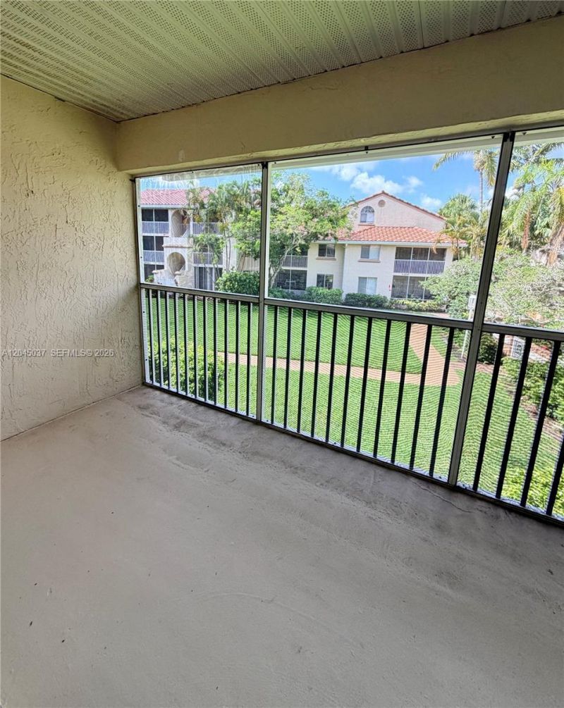19216 Glenmoor Dr , Unit 19216, West Palm Beach, FL 33409 Photo