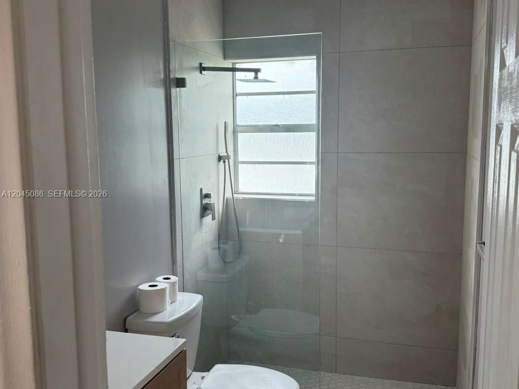 5870 NW 16th Pl, Unit 4, Sunrise, FL 33313 Photo