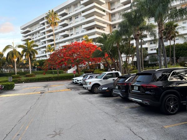 199 Ocean Lane Dr , Unit 113, Key Biscayne, FL 33149