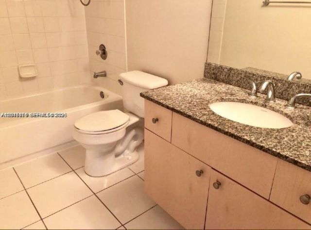 2493 Centergate Dr , Unit 204, Miramar, FL 33025 Photo