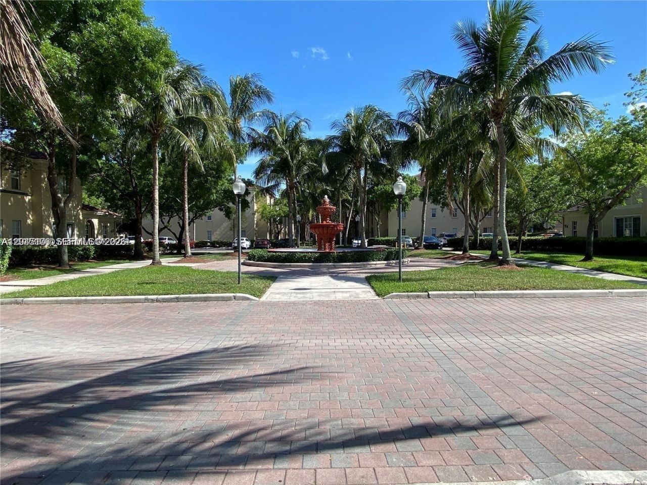 2493 Centergate Dr , Unit 204, Miramar, FL 33025 Photo