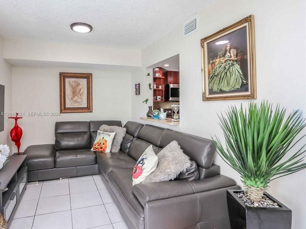 2055 SW 122nd Ave, Unit 306, Miami, FL 33175