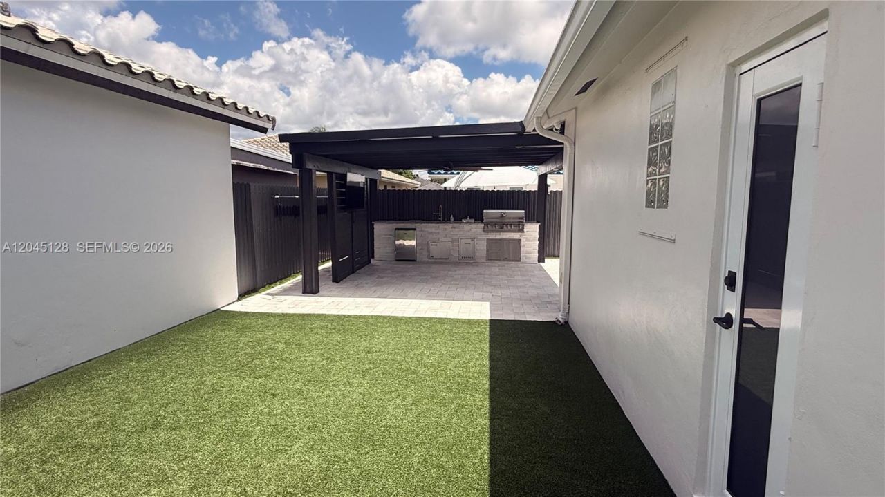 14671 SW 114th Ter , Unit 14671, Miami, FL 33186 Photo