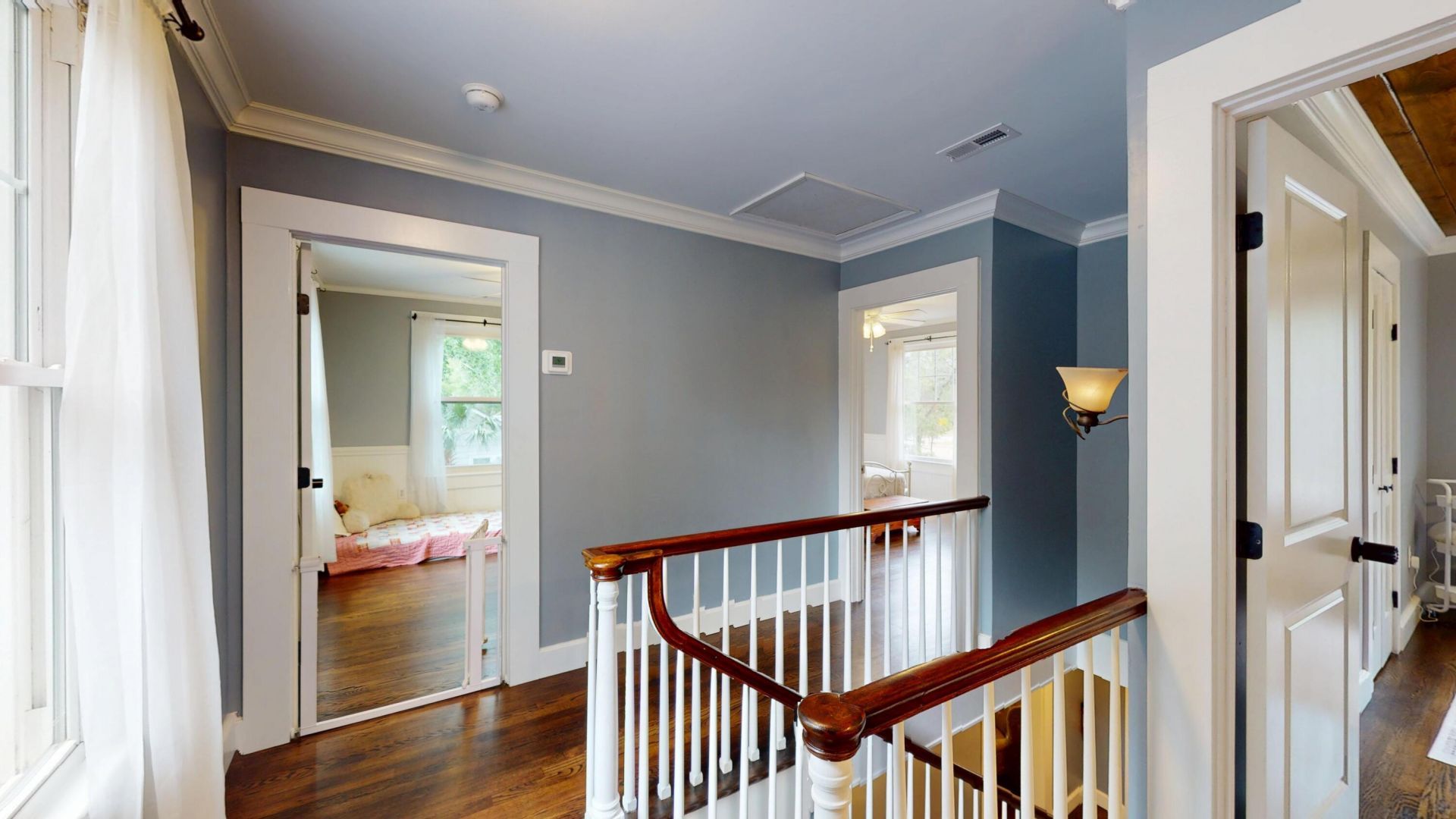 408 Thompson Street Photo 28