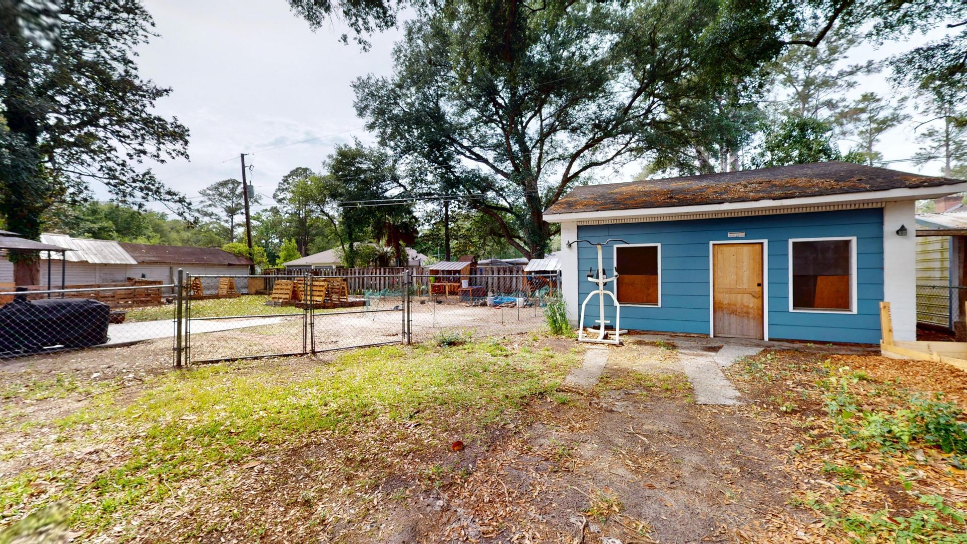 408 Thompson Street Photo 46