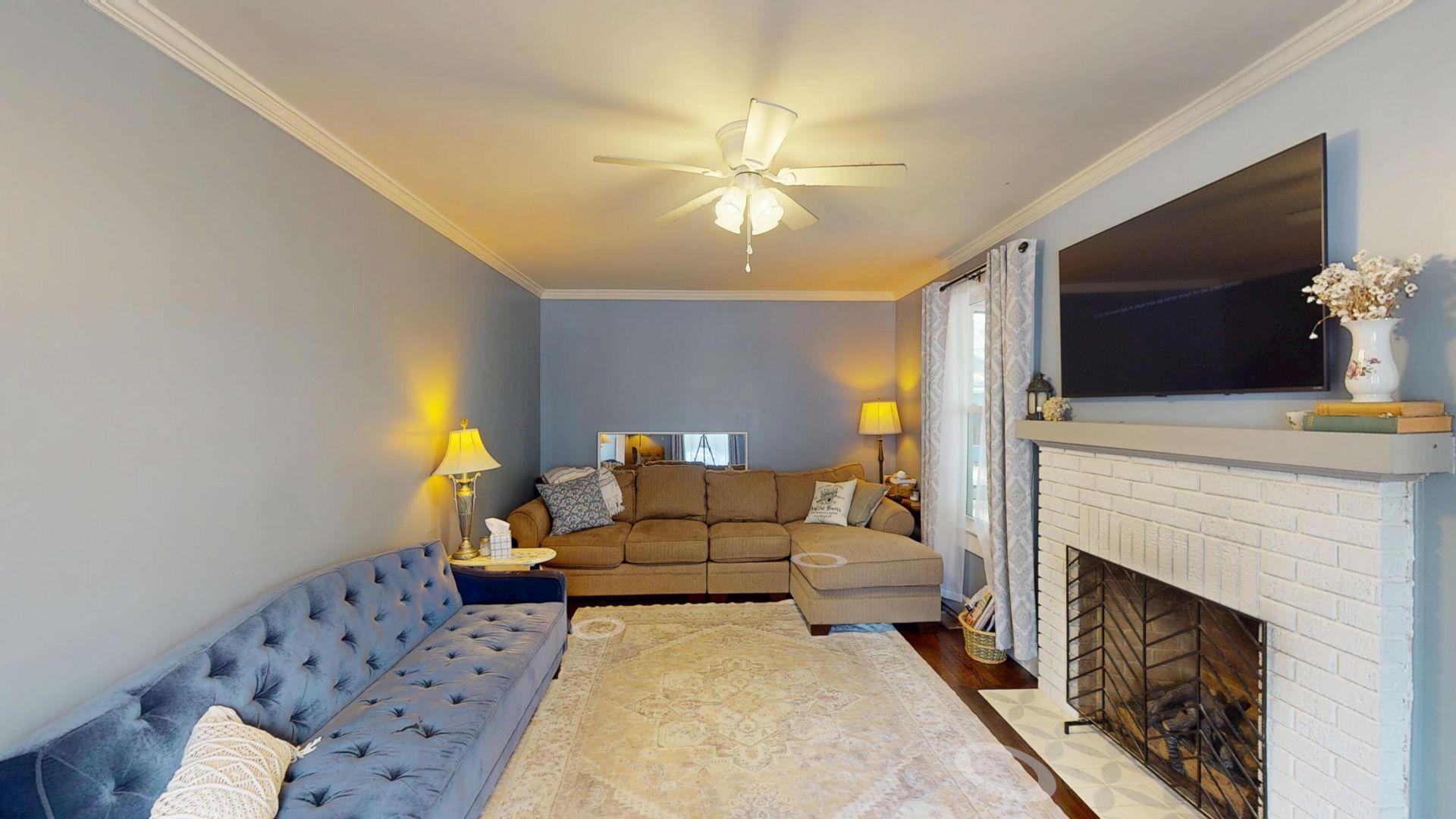 408 Thompson Street Photo 7