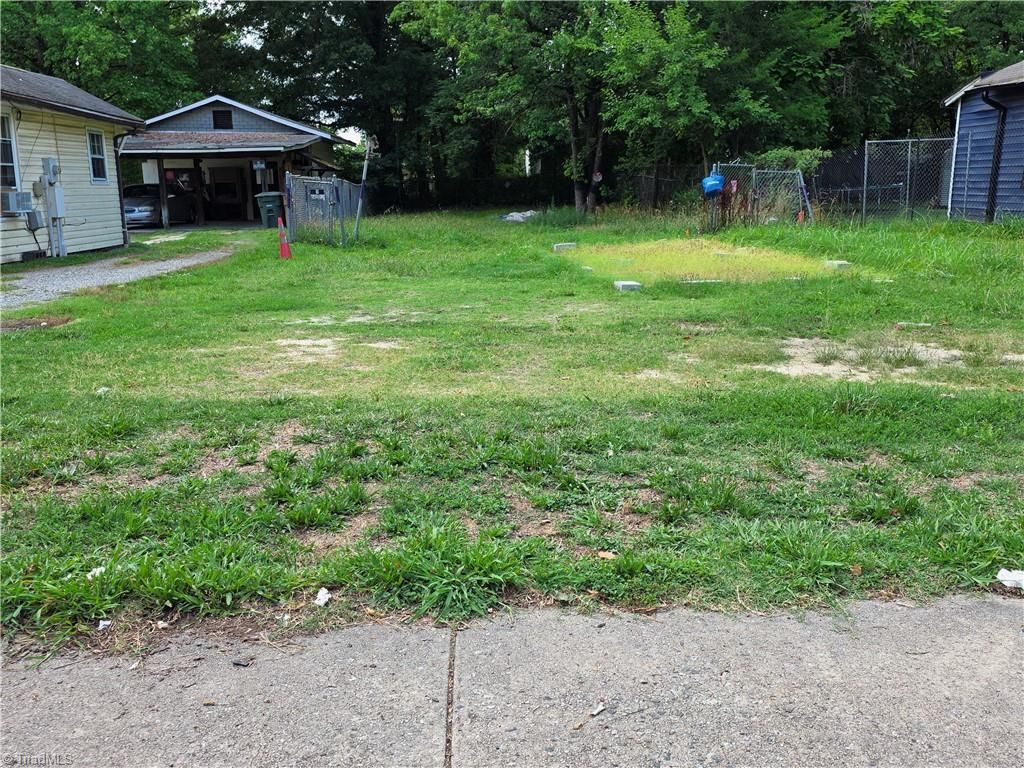922 Lincoln Street, Greensboro, NC 27401 Main Photo