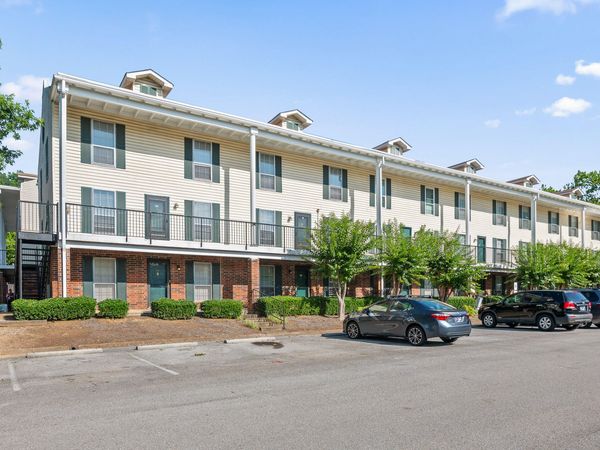 900 Mountain Creek Road, Chattanooga, TN 37405