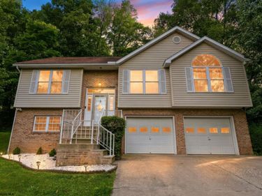 201 Jenny Lynn Estates, Morgantown, WV 26508