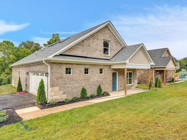 4121 Garst Mill RD SW, Roanoke, VA 24018