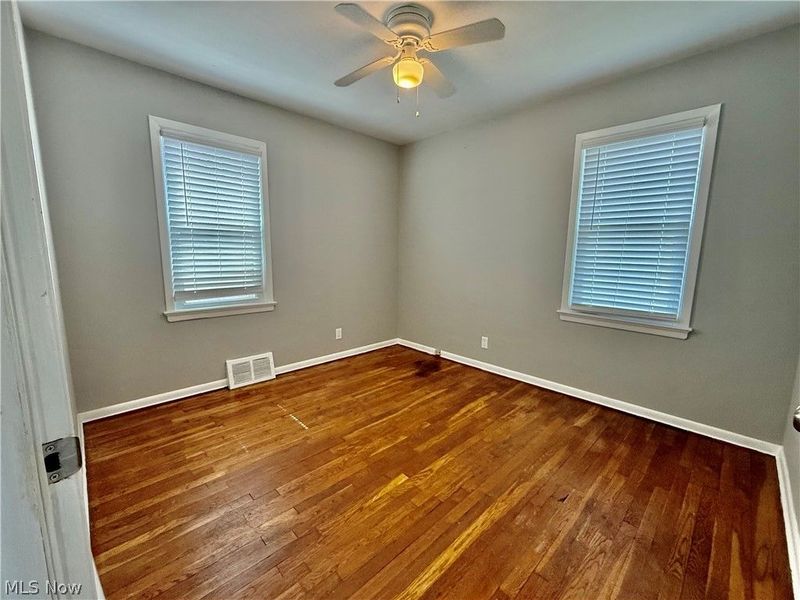 30008 Mildred Street, Willowick, OH 44095 Photo 13