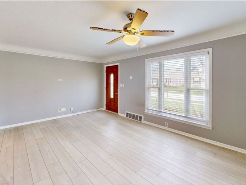 30008 Mildred Street, Willowick, OH 44095 Photo 5