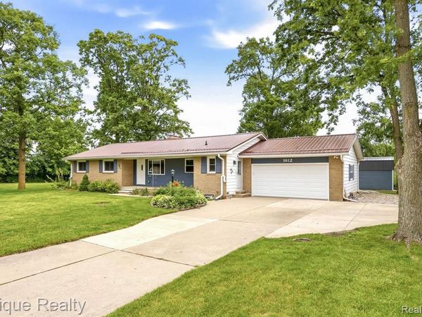1612 Saint Marys Court, Hampton Twp, MI 48732