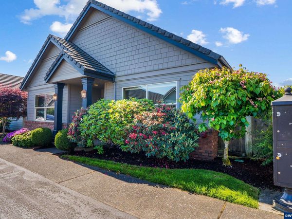 2030 Lakeland Wy, Eugene, OR 97408