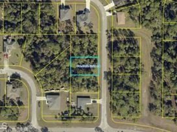 8062 Sherwood CIR , LABELLE, FL 33935