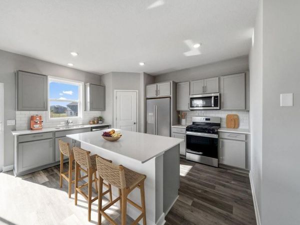 612 Goldenrod Trail, Waconia, MN 55387