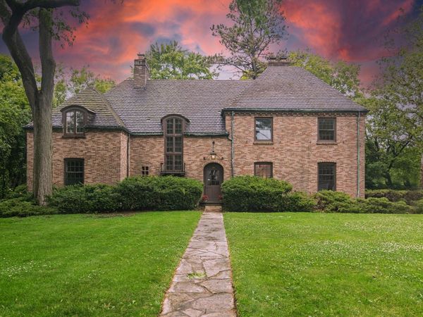 102 Pine Road , Barrington, IL 60010