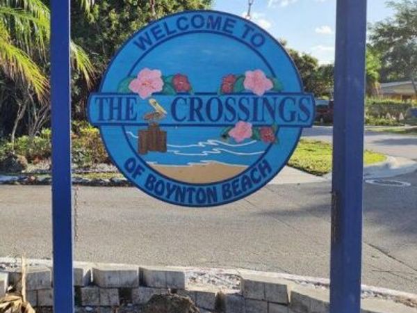 8 Crossings Circle, Unit A, Boynton Beach, FL 33435