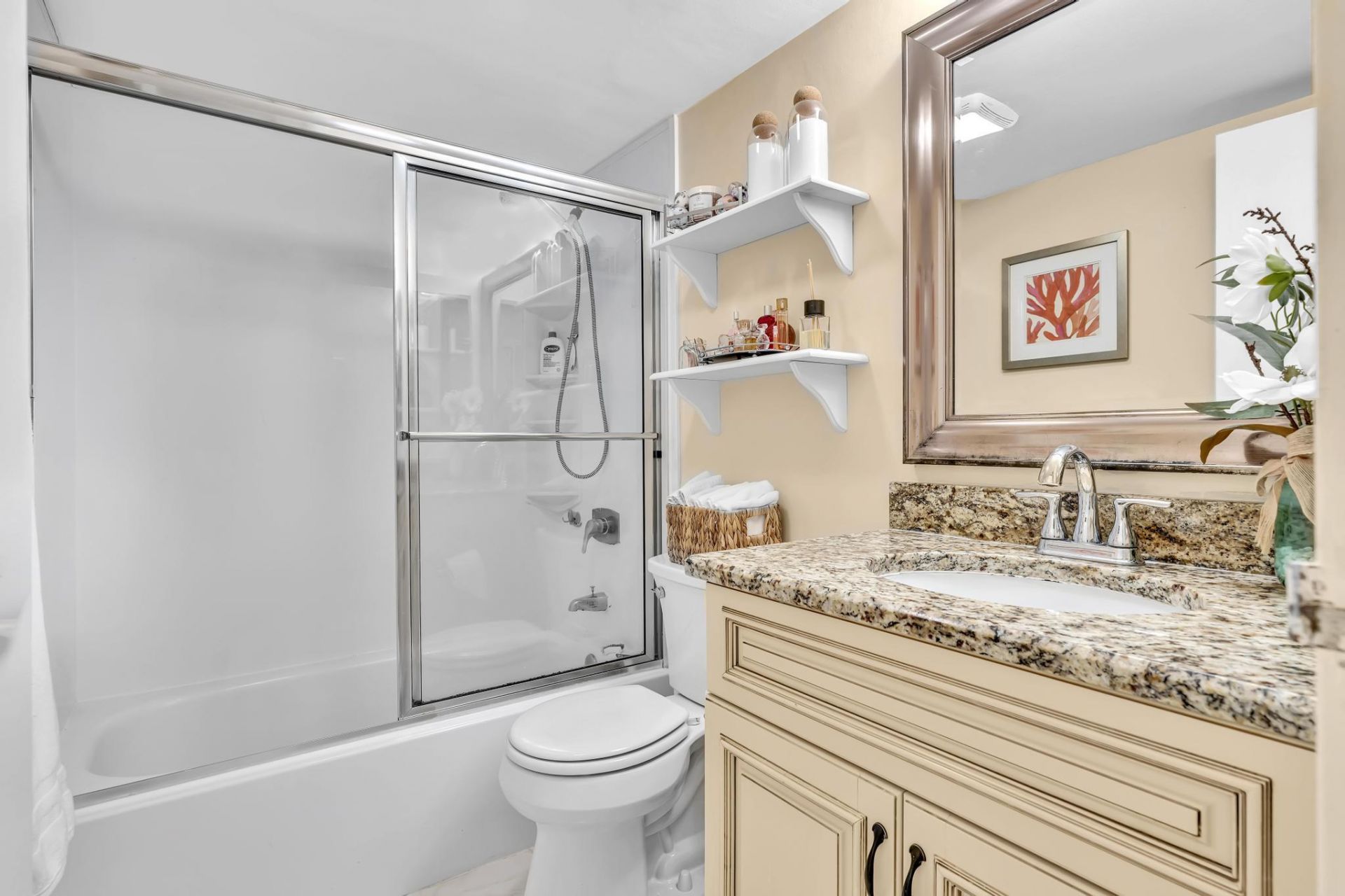 912 SW 9th Street Circle, Unit 105, Boca Raton, FL 33486 Photo