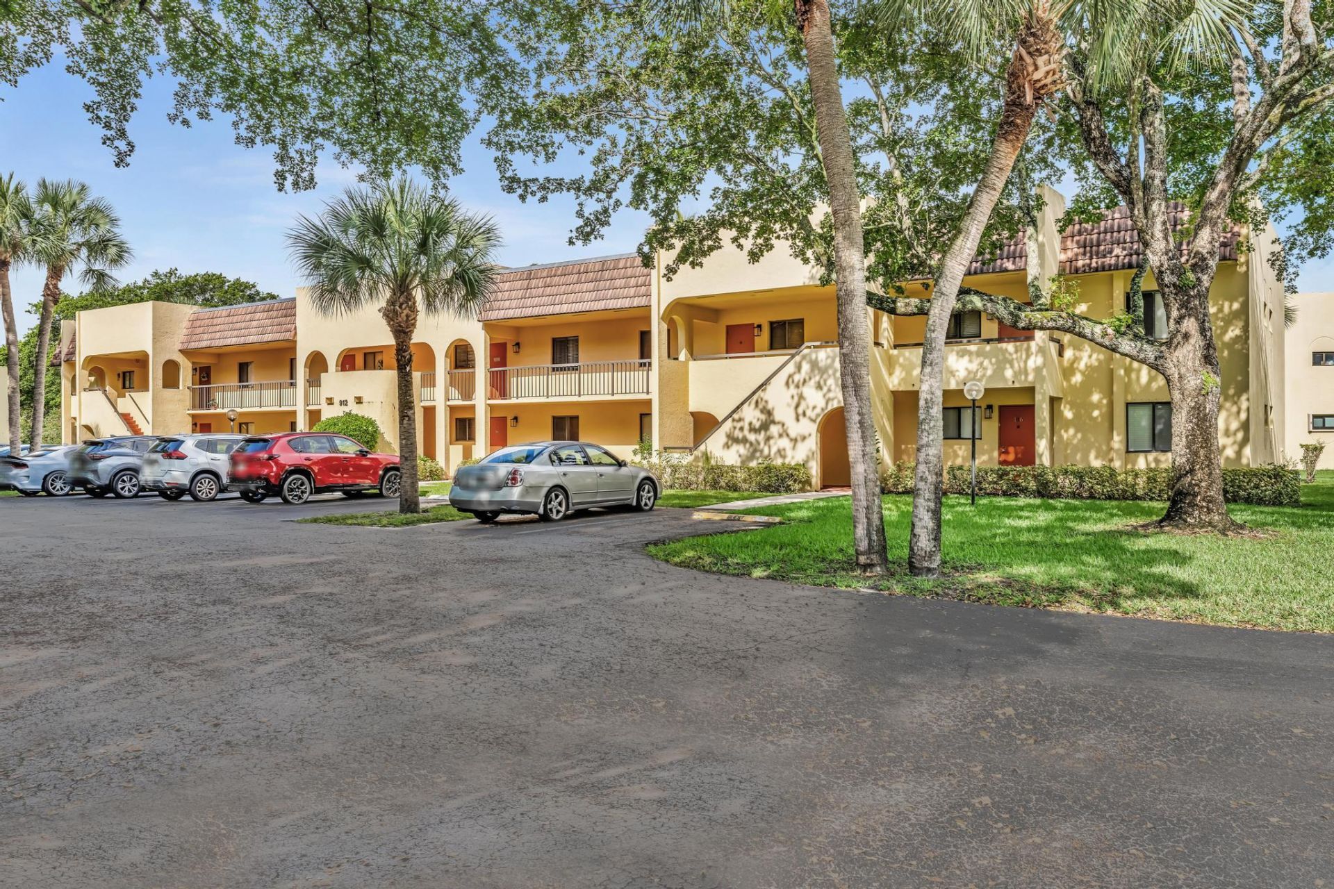 912 SW 9th Street Circle, Unit 105, Boca Raton, FL 33486 Photo