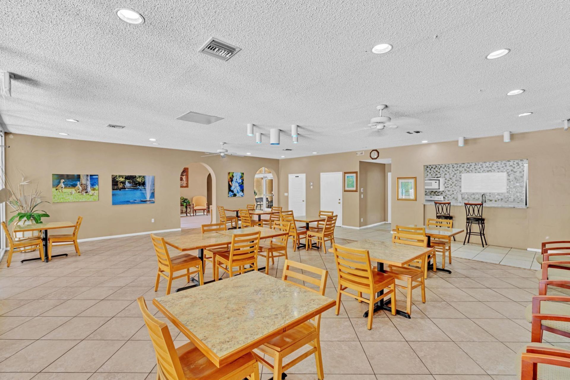 912 SW 9th Street Circle, Unit 105, Boca Raton, FL 33486 Photo