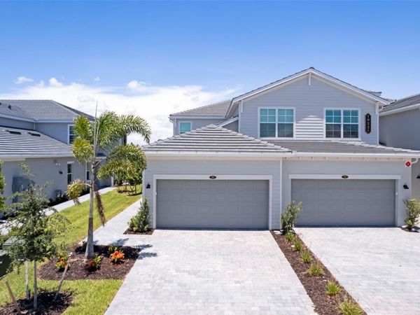 19227 CHERRYSTONE WAY , Unit 101, LAKEWOOD RANCH, FL 34211