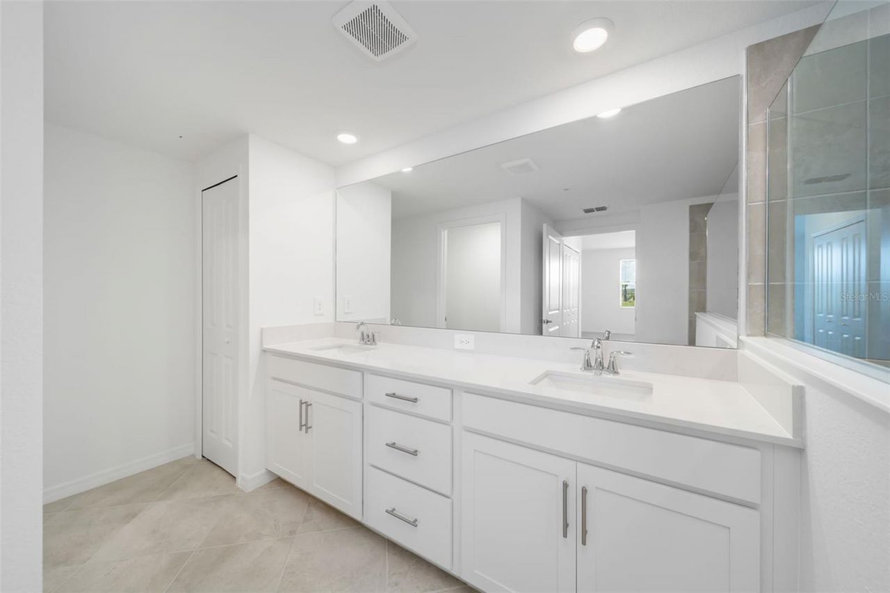 19227 Cherrystone Way , Unit 101, Lakewood Ranch, FL 34211 Photo