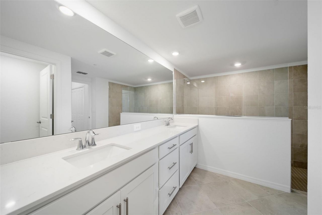19227 Cherrystone Way , Unit 101, Lakewood Ranch, FL 34211 Photo
