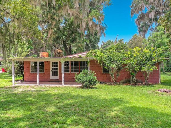 1880 CR 422 , LAKE PANASOFFKEE, FL 33538