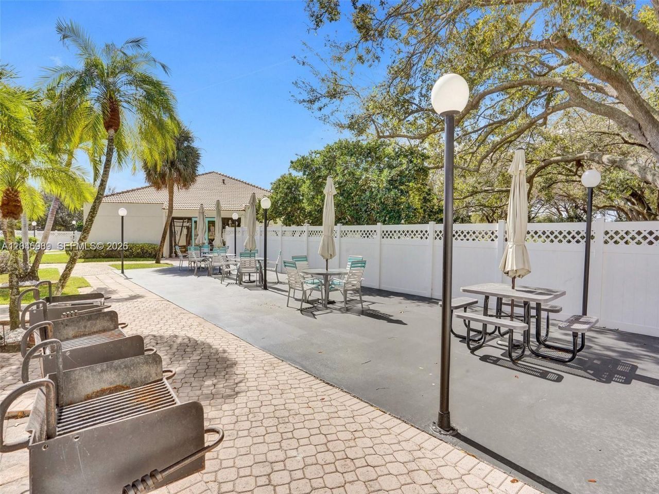 3300 W Rolling Hills Cir , Unit 104, Davie, FL 33328 Photo