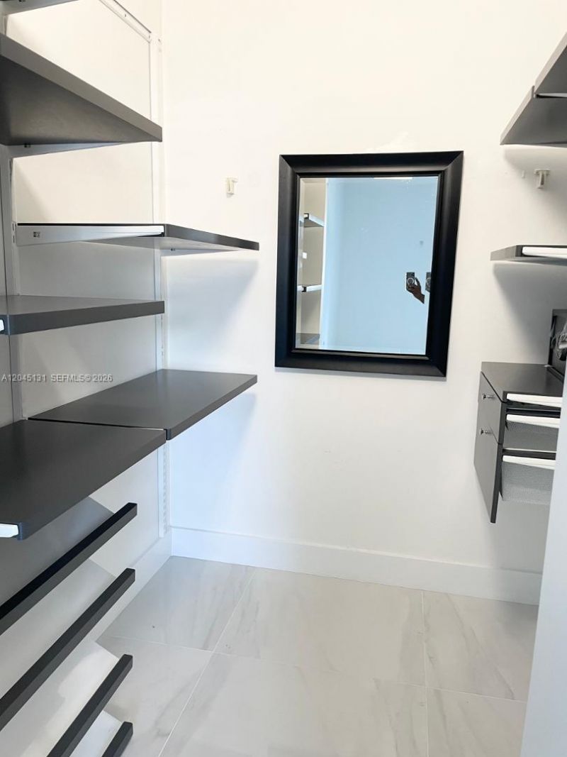 185 SE 14 Ter, Unit 1413, Miami, FL 33131 Photo