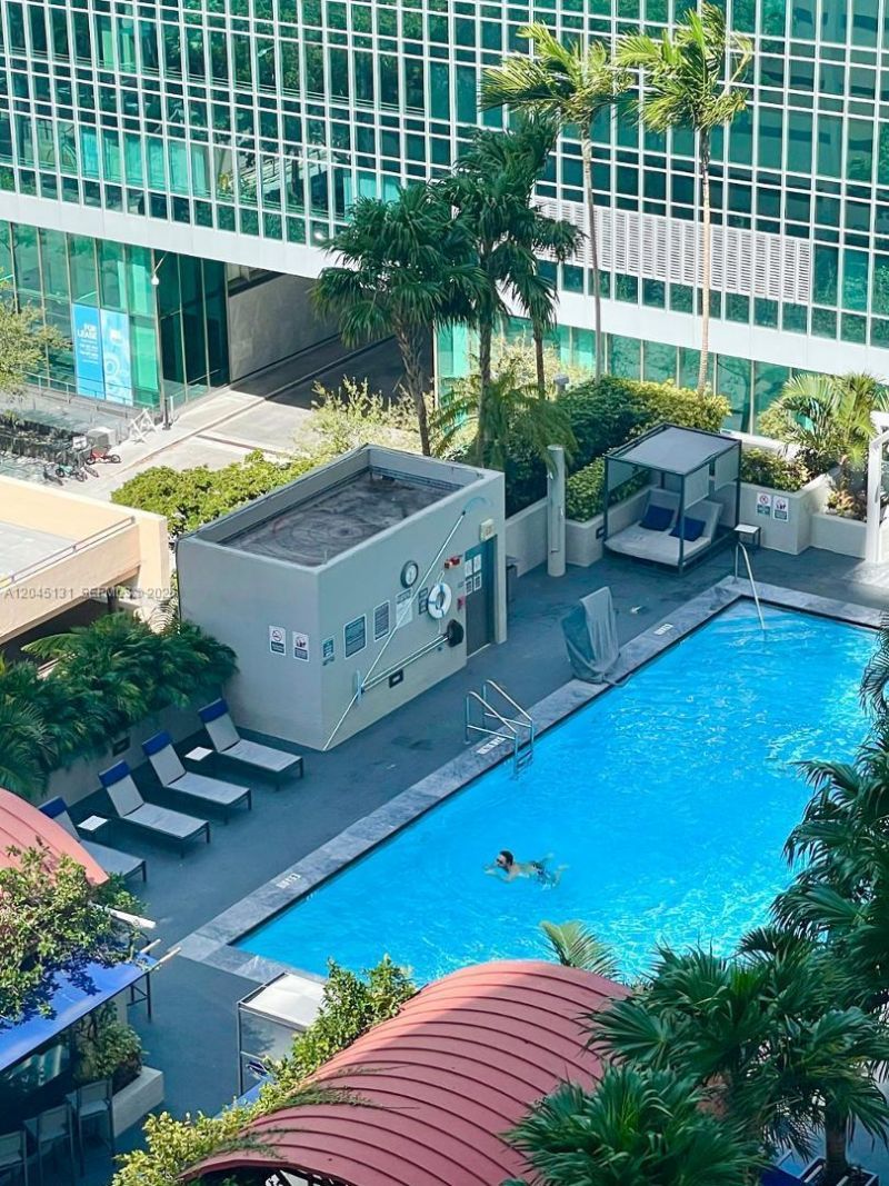 185 SE 14 Ter, Unit 1413, Miami, FL 33131 Photo