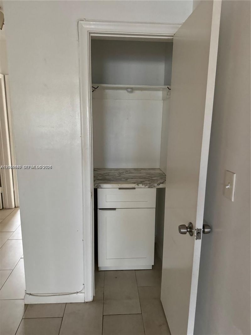 285 NE 191st St, Unit 2907, Miami, FL 33179 Photo