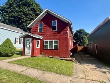 18 Catherine Street, Oswego, NY 13126