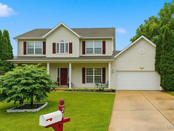 28 Seabiscuit Drive , St Charles, MO 63301