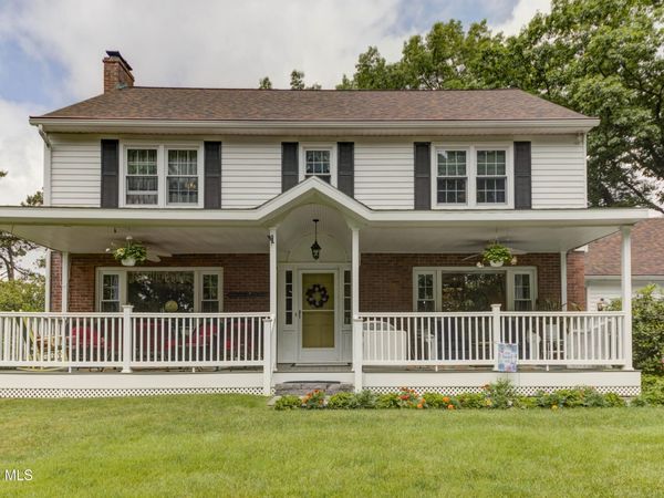 43 East Road, Troy, NY 12180