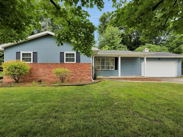 7701 Laurie Lane S, Saginaw, MI 48609