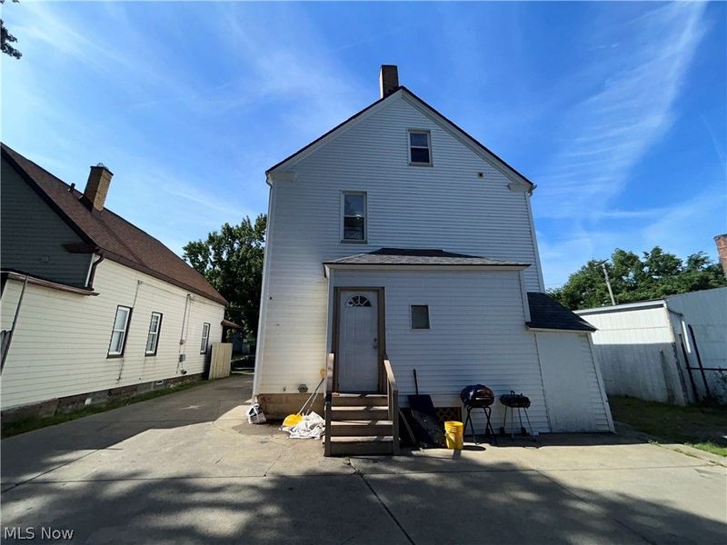 4002 Robert Avenue, Cleveland, OH 44109 Photo 25
