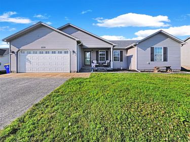 1375 Winnipeg Way , Bowling Green, KY 42101